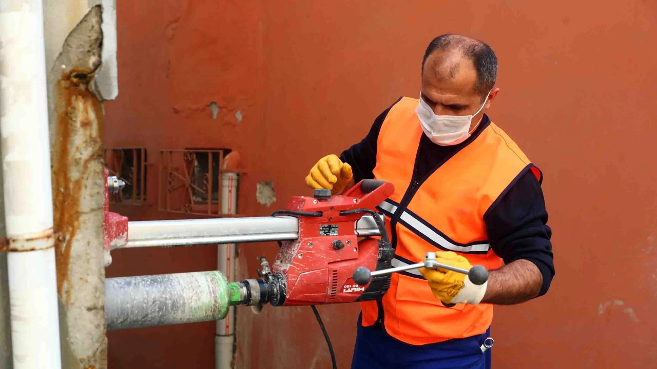 Karot Alma: Yapı Analizi ve Güvenlik Testi